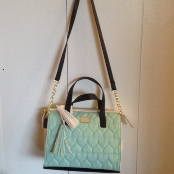 🚫sold🚫NWT Betsey Johnson Hanbag - Picture 2 of 4