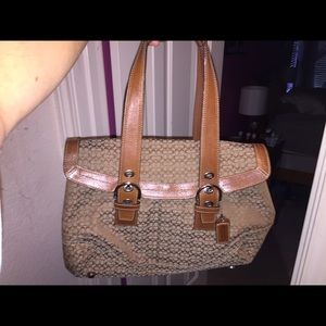 Authentic Coach medium purse