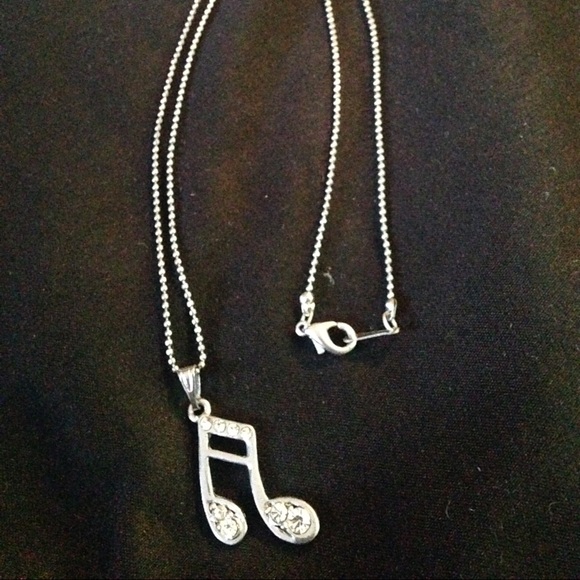 Music necklace
