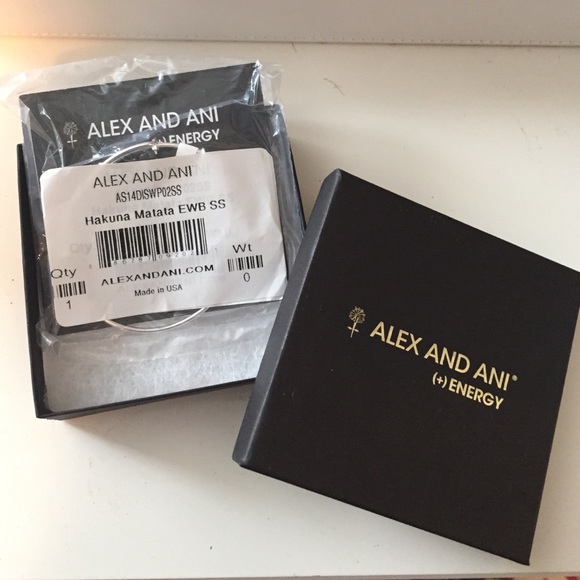 NWT The Lion King 'Hakuna Matata' Alex & Ani - Picture 2 of 3