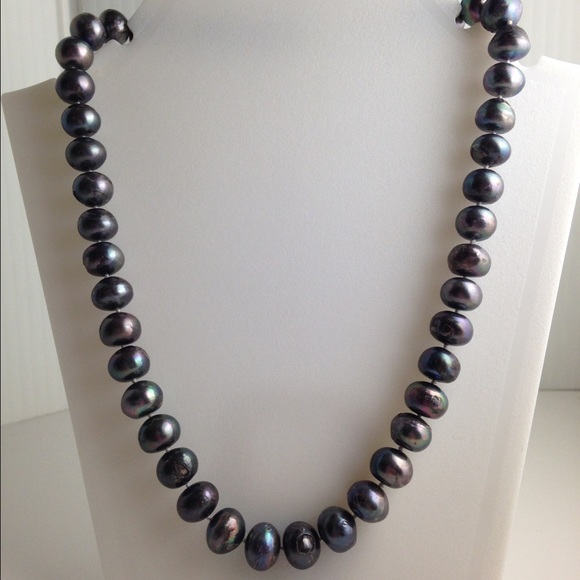22" Genuine Freshwater Black Pearl Necklace NEW