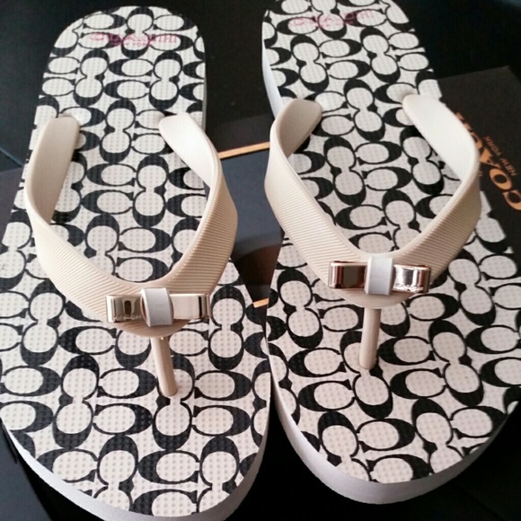 Coach flip flops