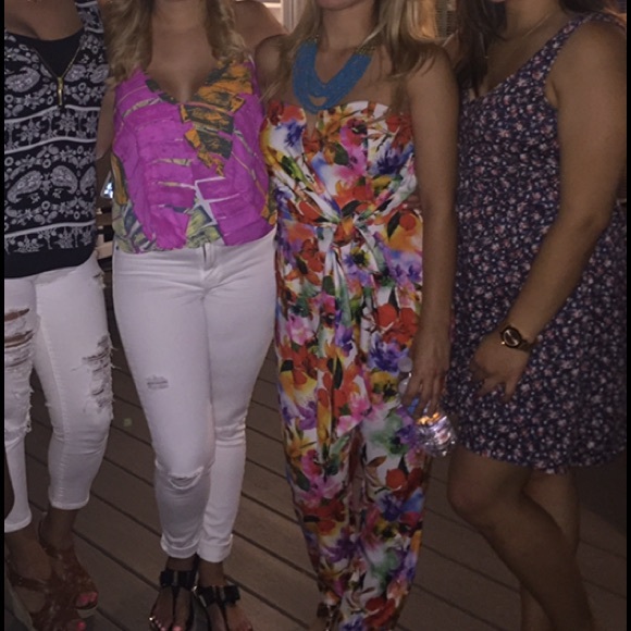 SOLD  Floral jumper - Picture 2 of 2