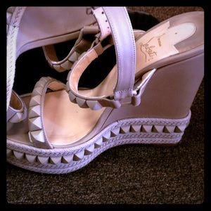 100%Authentic Christian Loubotun excellent conditi