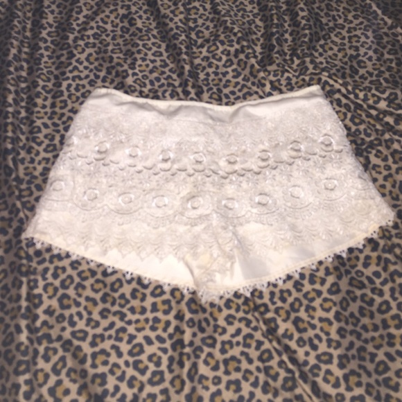 Lace shorts