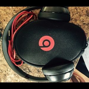 Sold😊Dr Dre Black beats solo