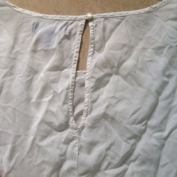 white top - Picture 3 of 3