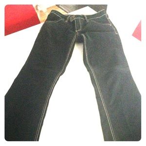 Stylish black double stitched stretch Jean.