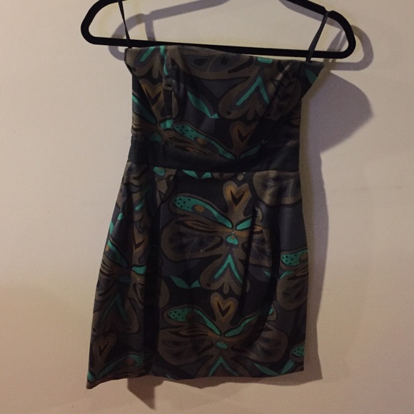 Strapless dress