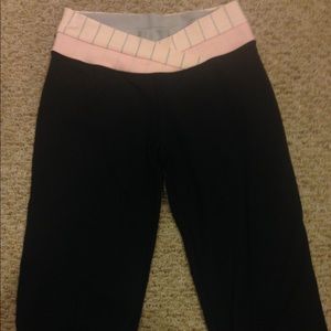 Size 8 lululemon capris