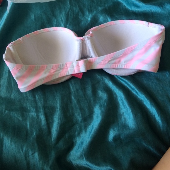 Victoria secret bathing suit - Picture 2 of 3