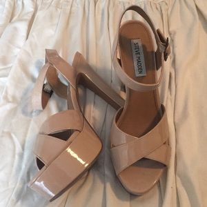 Steve Madden Nude Pumps