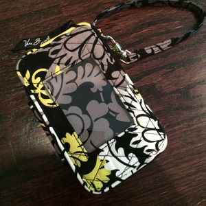Vera Bradley phone case wallet 🌿