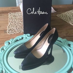 Cole Haan Black pumps