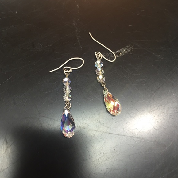 Crystal dangles