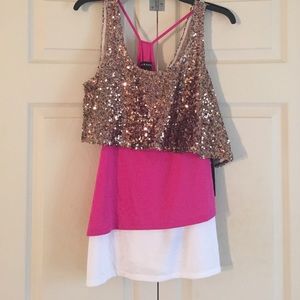 Rock & Republic tiered tank