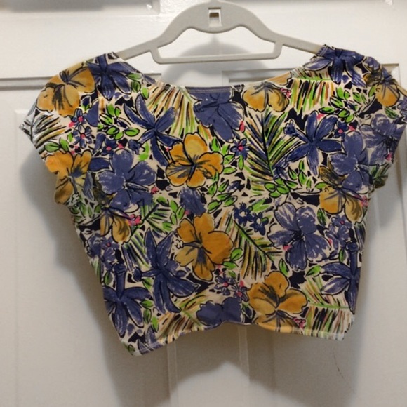 Forever 21 Floral Print Crop Top