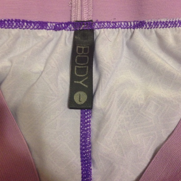 Spandex Aztec - Picture 2 of 2