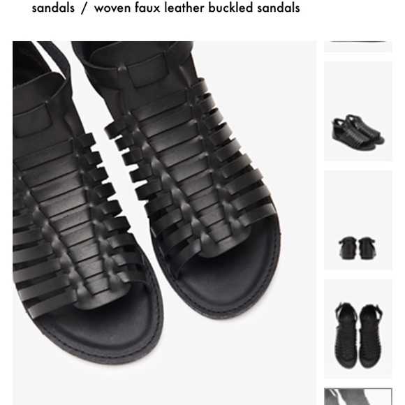 NEW: F21 Black Sandal - Picture 4 of 4