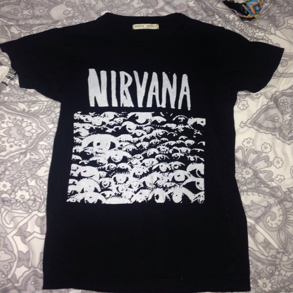 Brandy Melville nirvana shirt, small