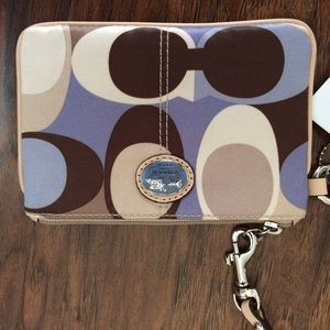 Coach Scarf small wrislet