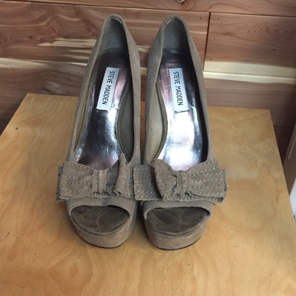Steve Madden wedges