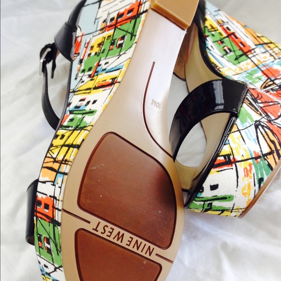 Graphic print and patent platform sandals