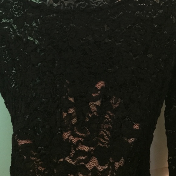 Black lace sheer long sleeve peplum top - Picture 3 of 3