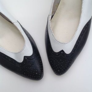RETRO vintage leather wing tip saddle heels 6.5