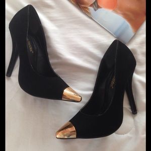 Black gold point stiletto ✨