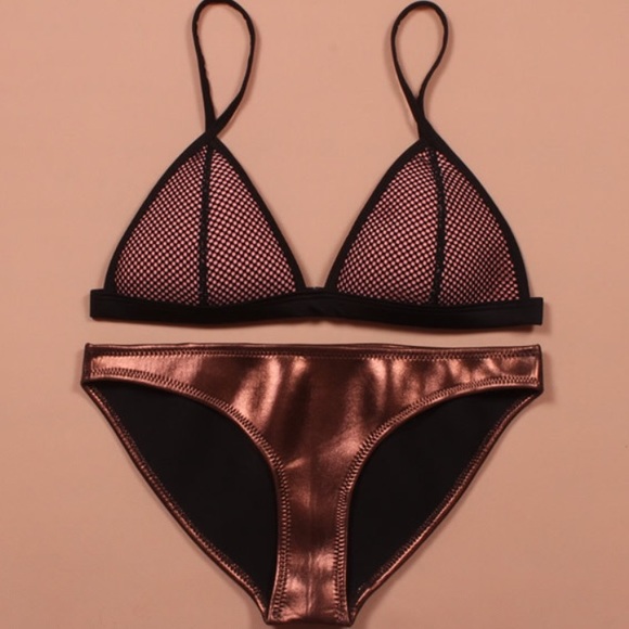 Triangle duplicate bottoms