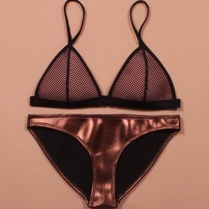 Triangle duplicate bottoms