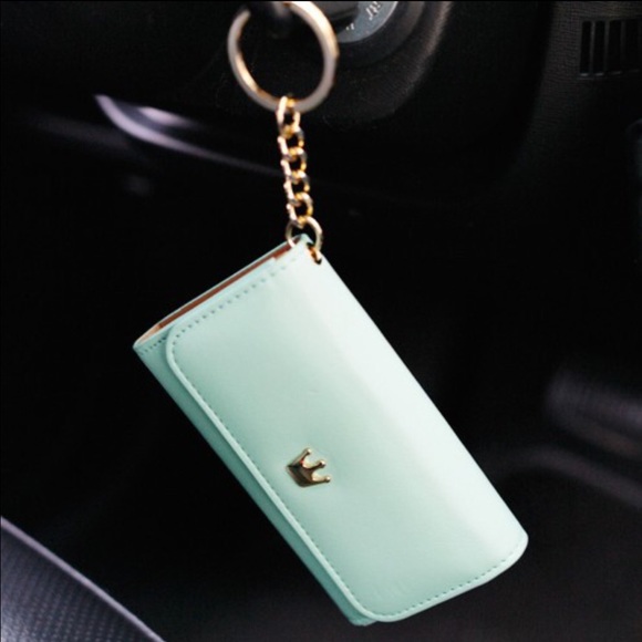 Key ring pouch holder