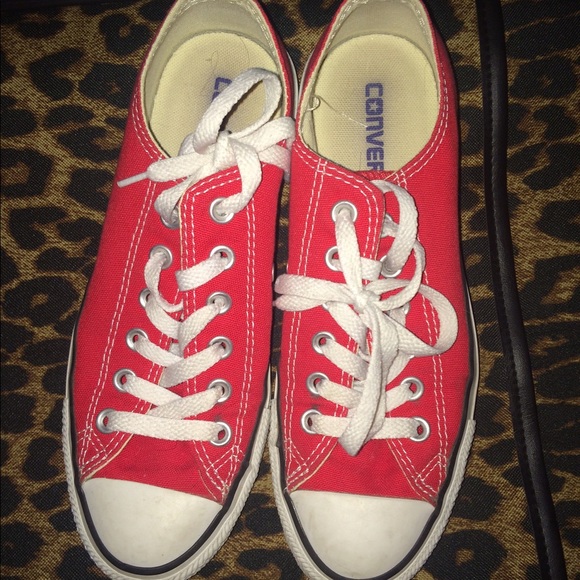 Red converse