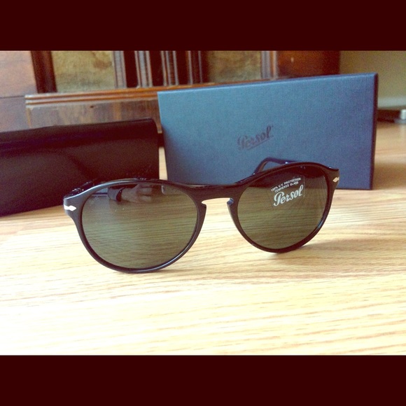 Persol black sunglasses - Picture 1 of 4