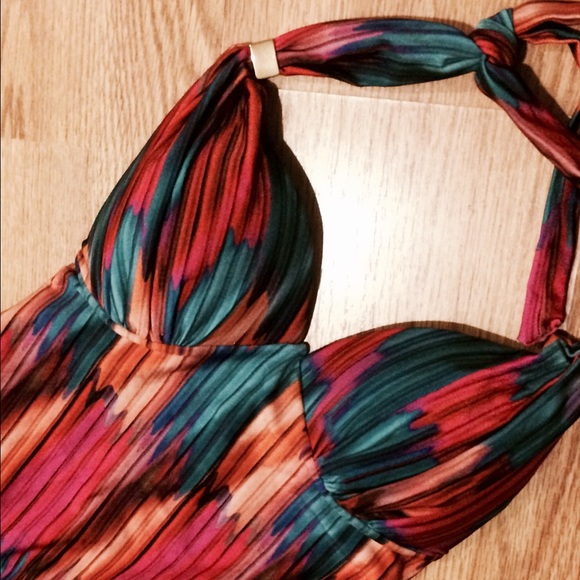 Swimsuit One-Piece - Picture 2 of 4