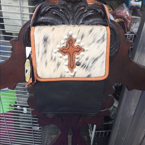 Montana silversmiths  Clutches & Wallets - Fur trimmed bag