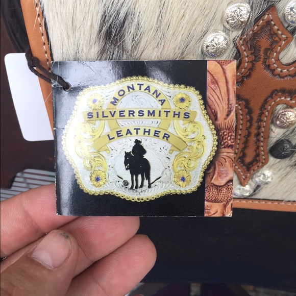 Fur trimmed bag - Picture 3 of 4