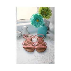 Coral pink crisscross flats🌸👡