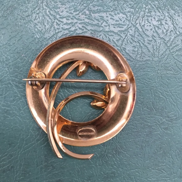 SOLD  Vintage brooch, gold with brown rhinestone flowers - Picture 2 of 4