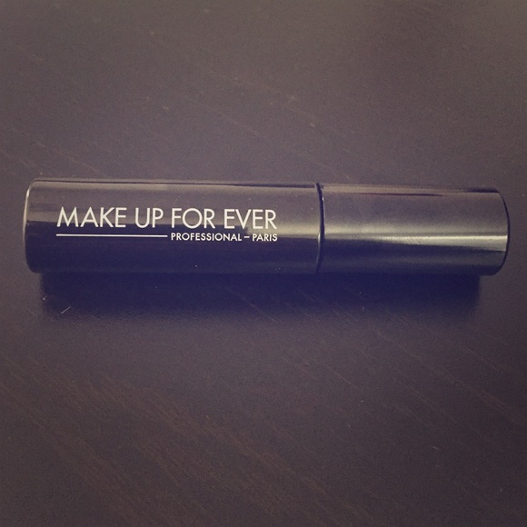 Make up For Ever MUFE Smoky extravagant mascara