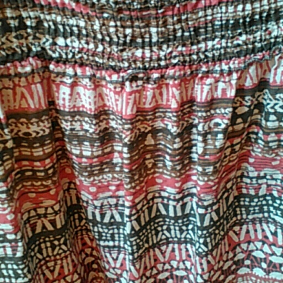 Top - Picture 2 of 2