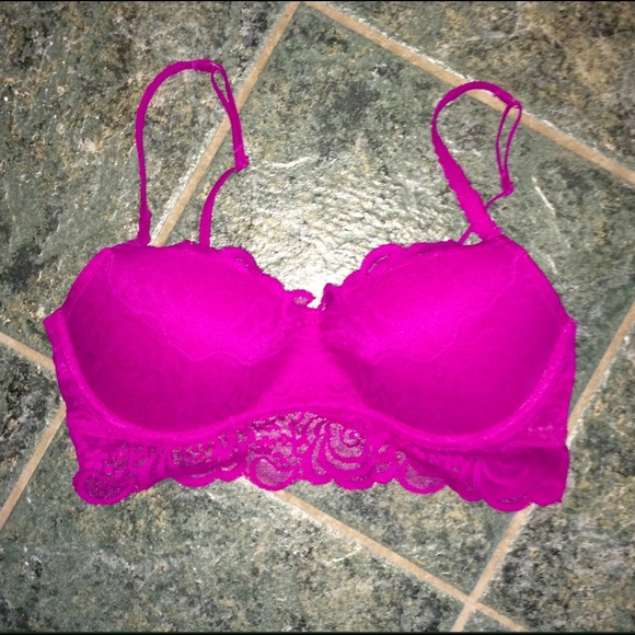 🚫SOLD🚫VS PINK Push Up Bra - Picture 2 of 4
