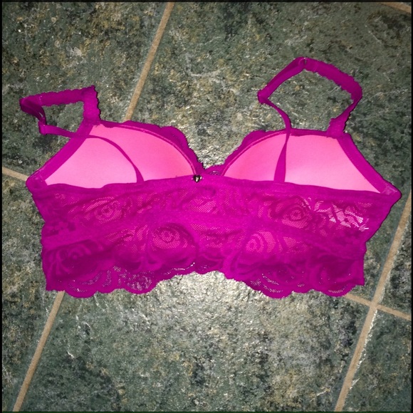 🚫SOLD🚫VS PINK Push Up Bra - Picture 3 of 4