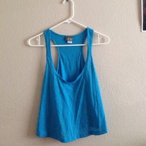 Workout loose tank top.