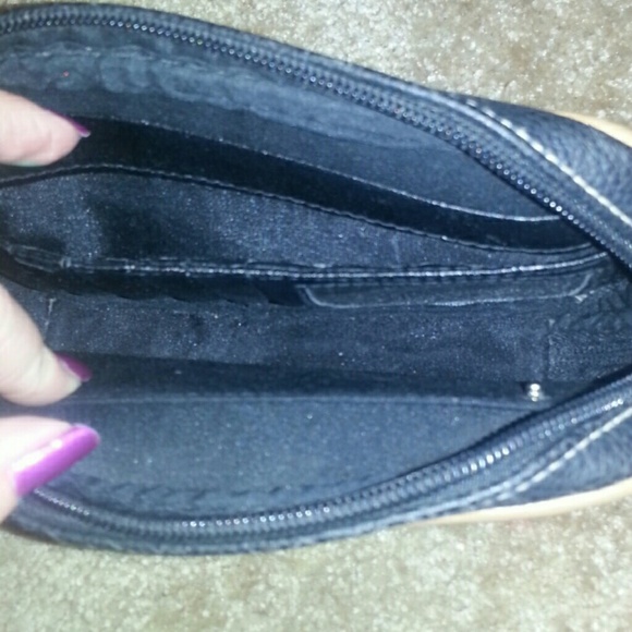 M black and tan  crossbody bag - Picture 2 of 3