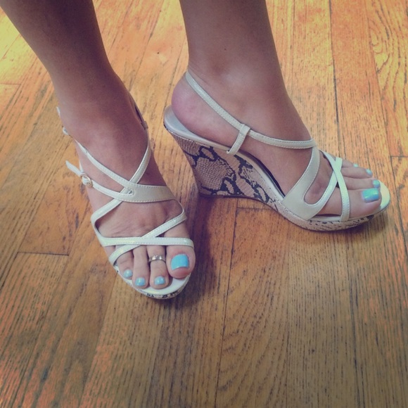 New in box Charles David strappy wedge sandals