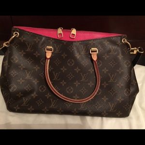 ❤️SOLD❤️Louis Vuitton Pallas Pink Monogram