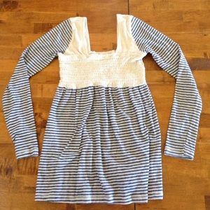 ✨Navy & Cream Stripped Long Sleeve Top✨