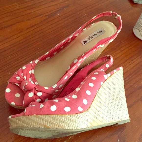 Cream orange and off white polka-dot wedged shoes